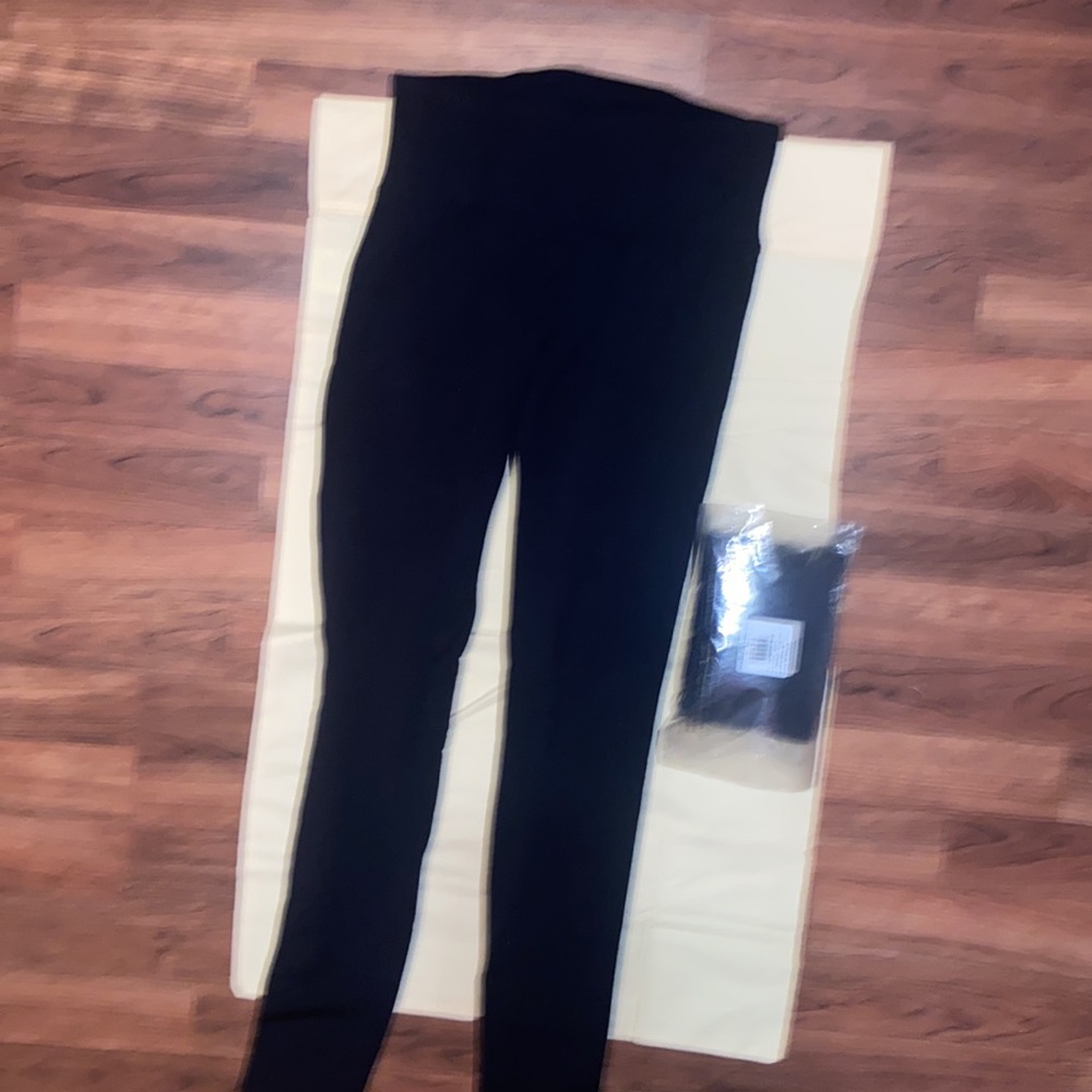 🌹FLARE LEGGINGS